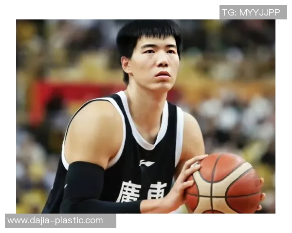 焦泊乔的奋斗与成长之路：从平凡到卓越的励志故事